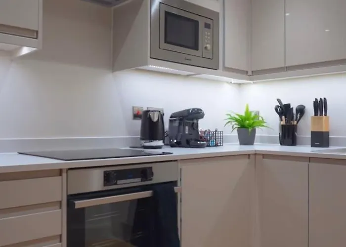 Chic 1 Bed Apartment, Centre 아파트